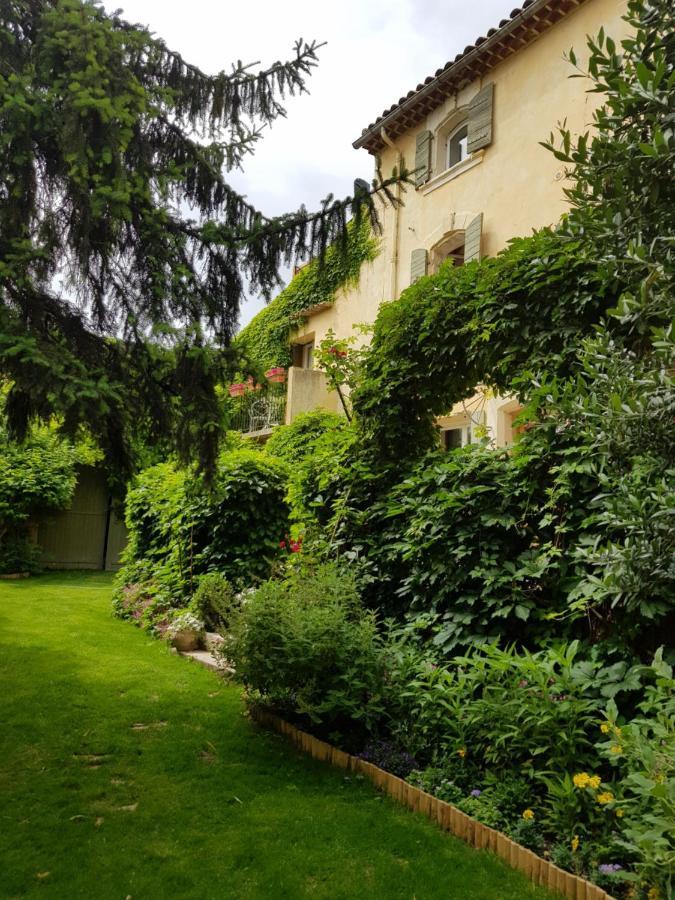 Bed and Breakfast Les Tournesols à Mallemort Extérieur photo