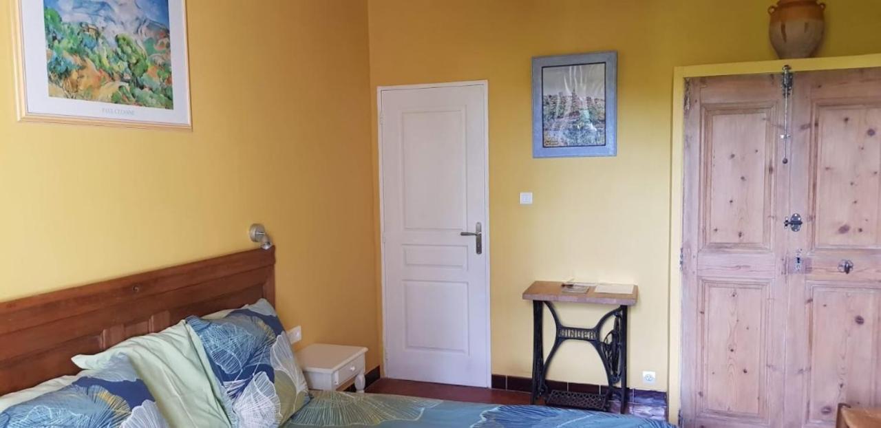 Bed and Breakfast Les Tournesols à Mallemort Extérieur photo