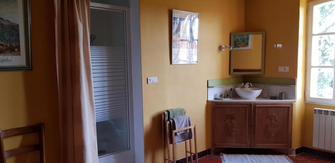 Bed and Breakfast Les Tournesols à Mallemort Extérieur photo