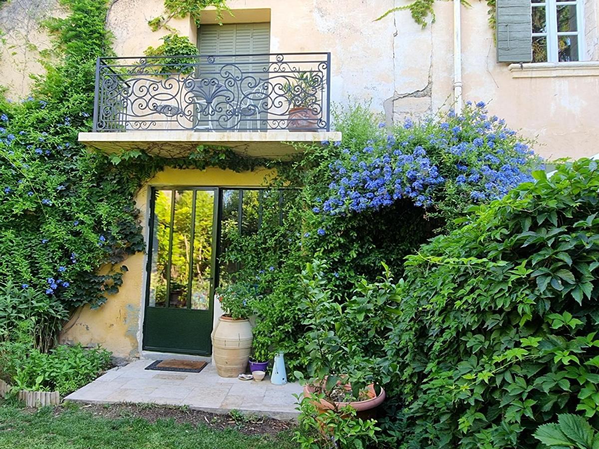 Bed and Breakfast Les Tournesols à Mallemort Extérieur photo