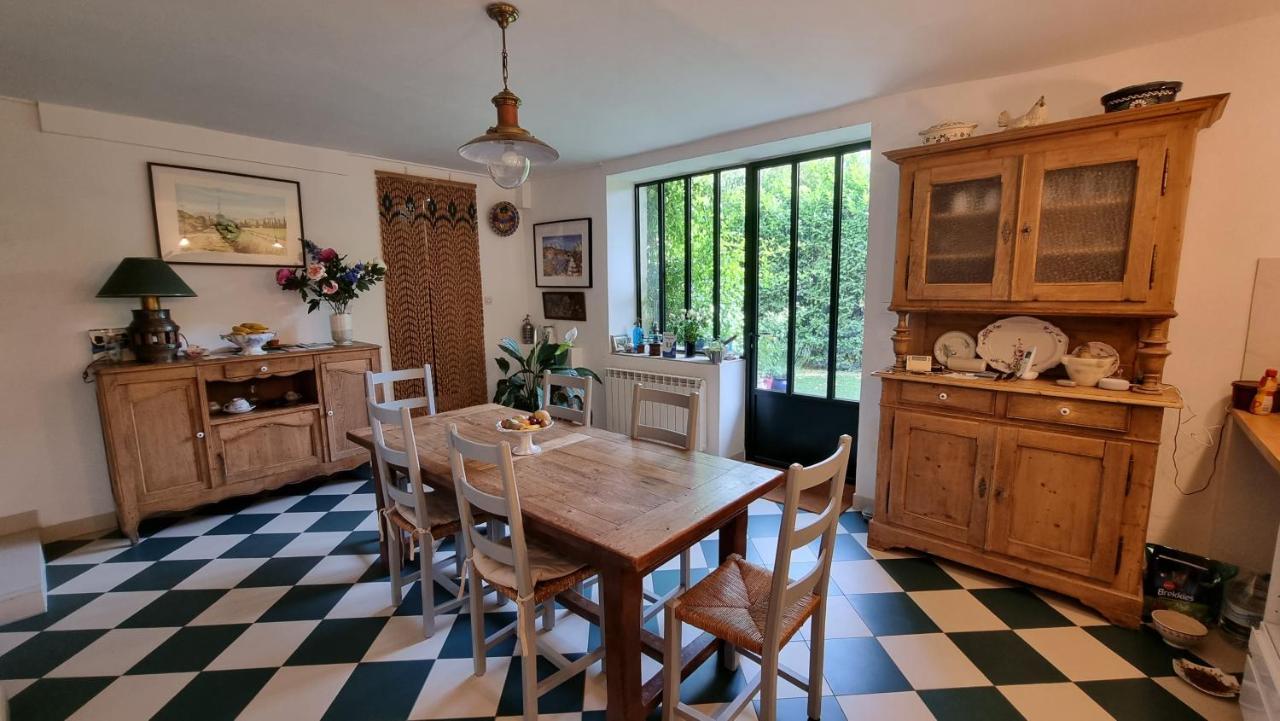 Bed and Breakfast Les Tournesols à Mallemort Extérieur photo