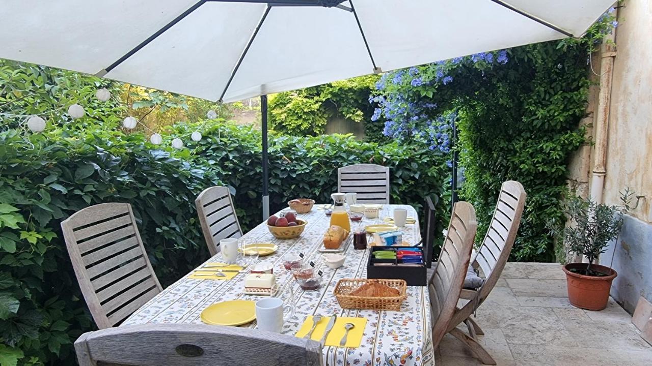 Bed and Breakfast Les Tournesols à Mallemort Extérieur photo