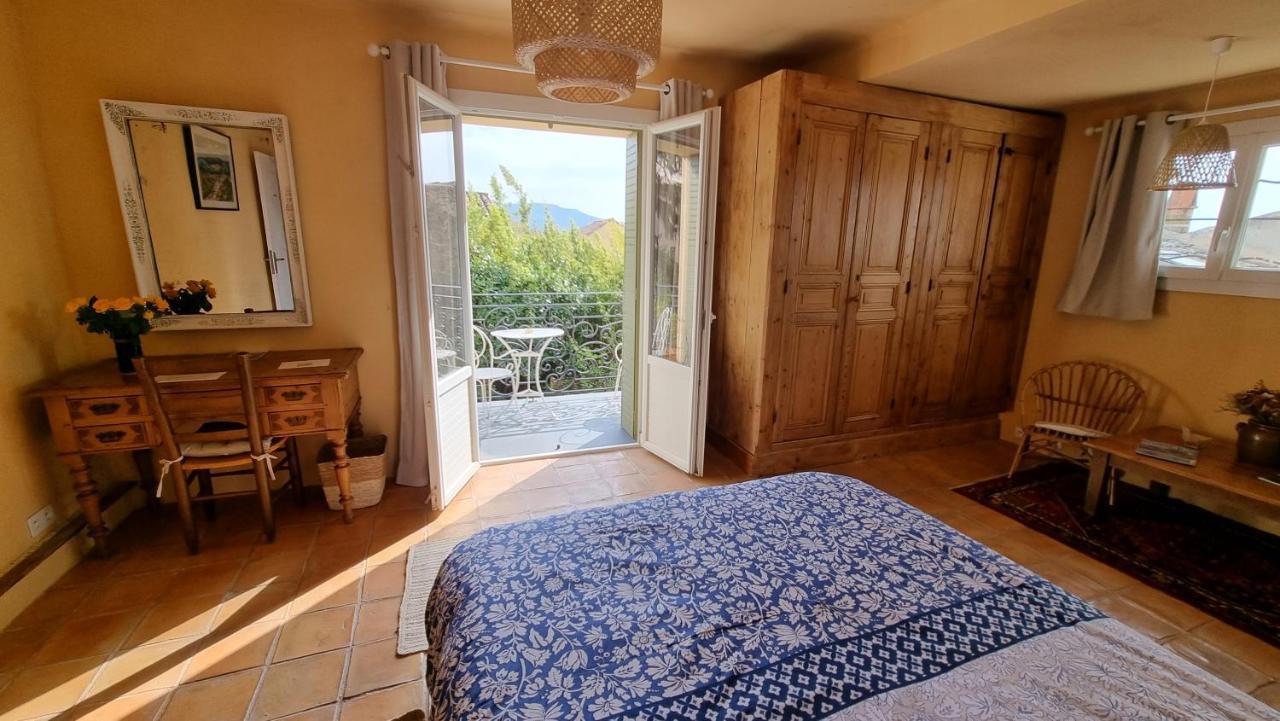 Bed and Breakfast Les Tournesols à Mallemort Extérieur photo