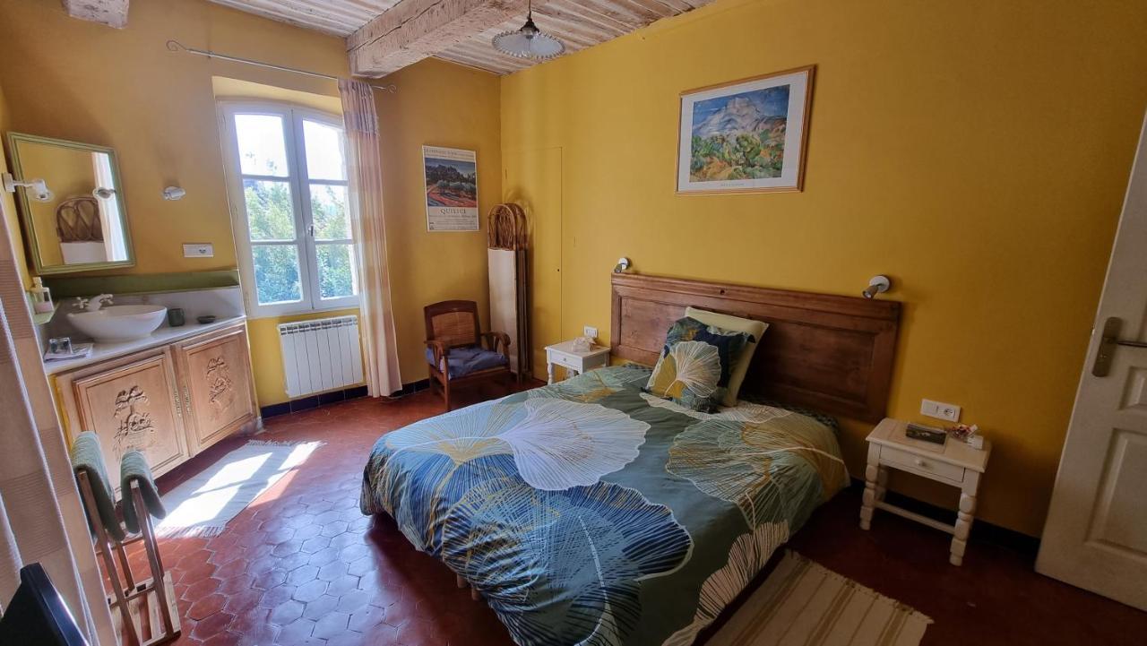 Bed and Breakfast Les Tournesols à Mallemort Extérieur photo