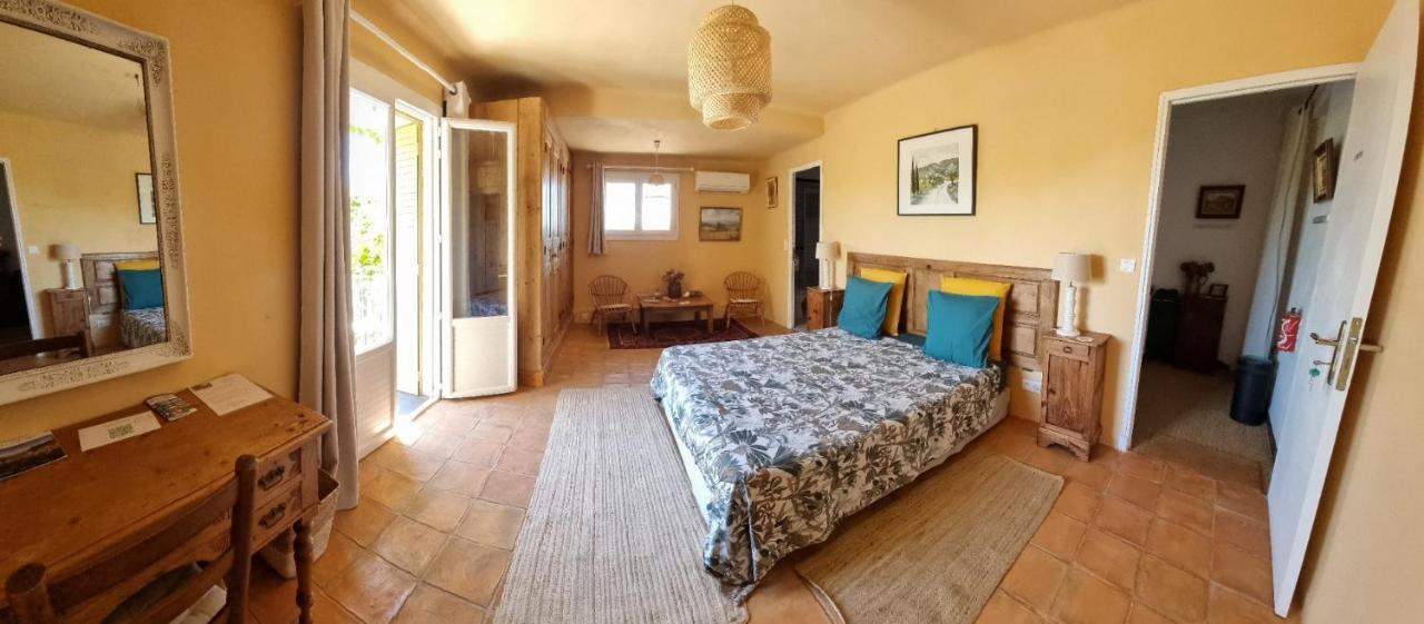Bed and Breakfast Les Tournesols à Mallemort Extérieur photo