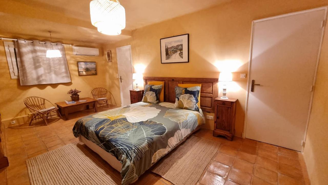 Bed and Breakfast Les Tournesols à Mallemort Extérieur photo
